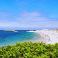 Plage de l'île Saint-Nicolas dans les Glénan : Le Paradis sur Terre, c'est ici ! Vous connaissez désormais votre prochaine destination en Bretagne, et c'est dans le Finistère