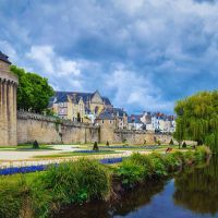Top 4 des cités médiévales du Morbihan à visiter : découvrez notre sélection de villes typiques de Bretagne, pour le bonheur des yeux