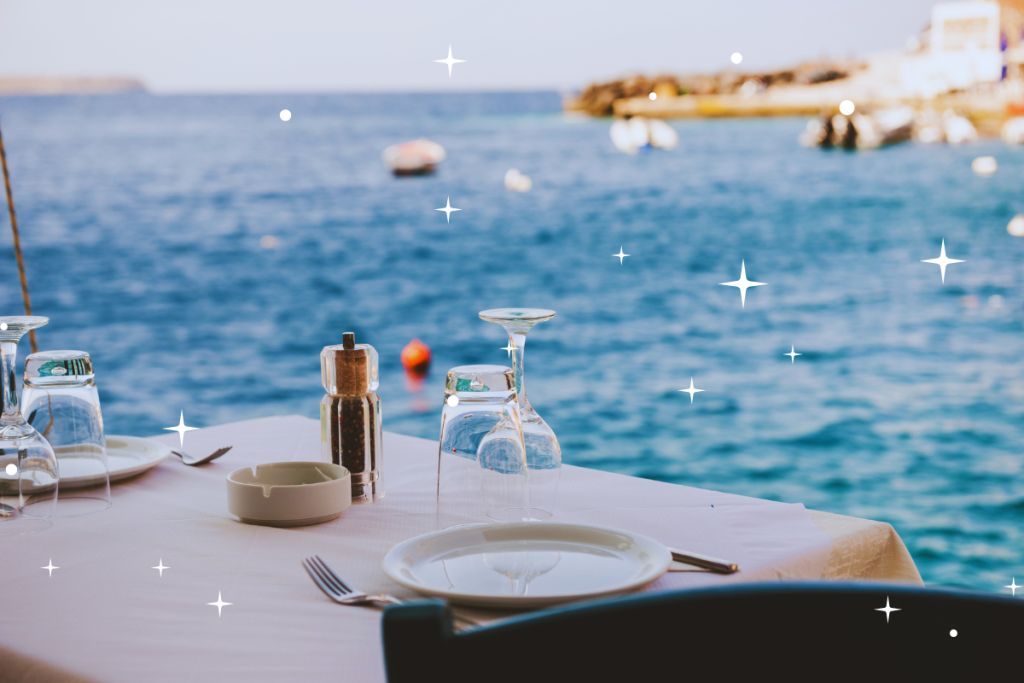 Les 3 meilleurs restaurants au bord de la plage en Bretagne, pour avoir vue sur mer et profiter à fond de produits locaux avec une vue magnifique et l'air iodé